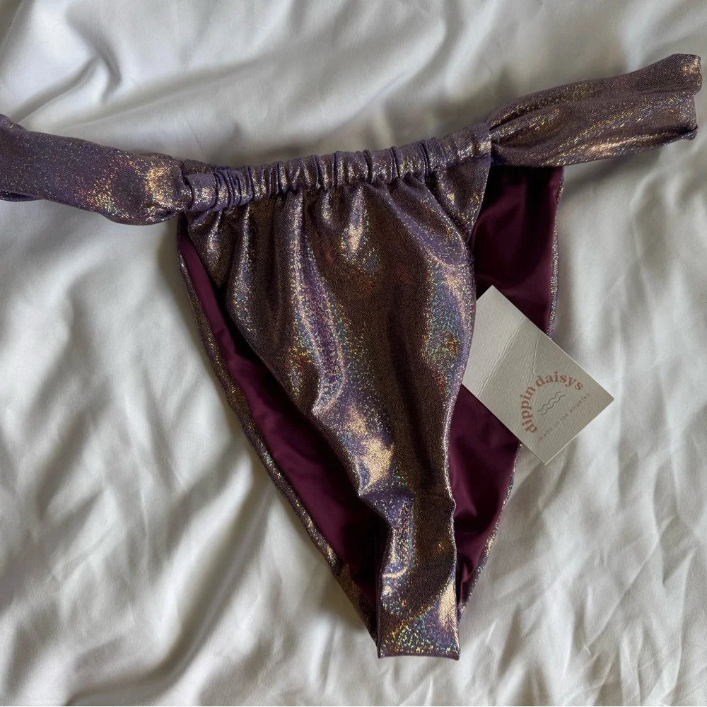 NWT Dippin’ Daisy’s Iridescent Holographic Purple Shimmer Bikini Set – Size XL - Picture 4 of 11